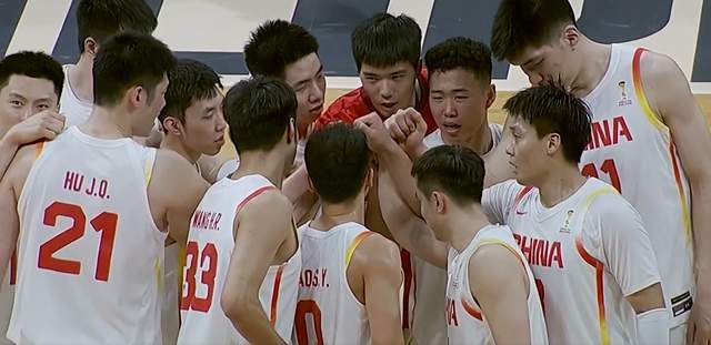 开云-不容易！中国男篮逆风翻盘，7分险胜，李弘权成奇兵，张镇麟低迷